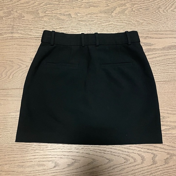 Babaton Chisel Skirt - Picture 2 of 6